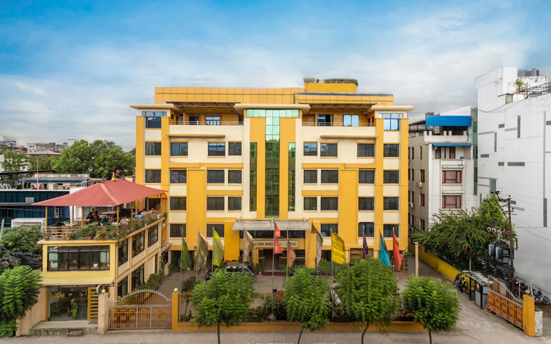 Yellow Pagoda Hotel